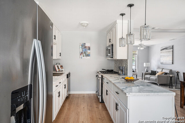 Image 13 of 34 For 406 Artemis