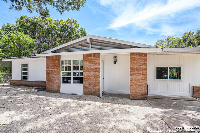 Image 2 of 34 For 406 Artemis