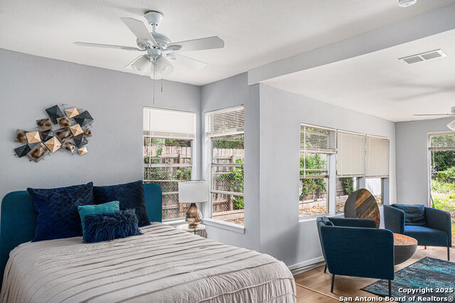 Image 24 of 34 For 406 Artemis