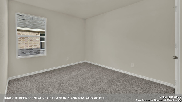 Image 24 of 32 For 140 Raymondville Path