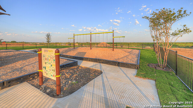 Image 31 of 32 For 140 Raymondville Path