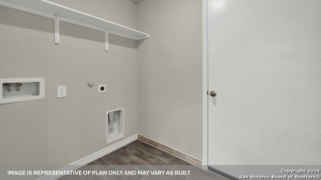 Image 4 of 32 For 140 Raymondville Path