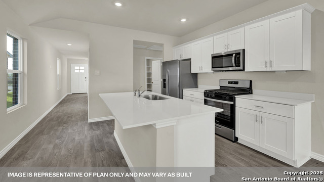 Image 7 of 32 For 140 Raymondville Path