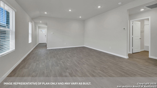 Image 6 of 34 For 136 Raymondville Path