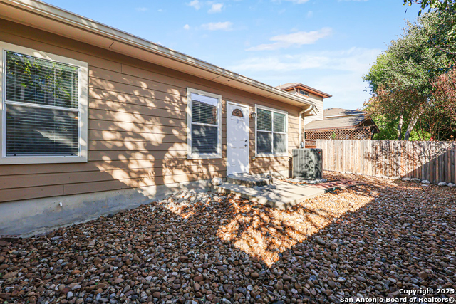 Image 17 of 19 For 5410 Bright Creek