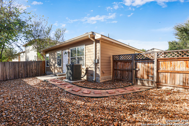 Image 18 of 19 For 5410 Bright Creek