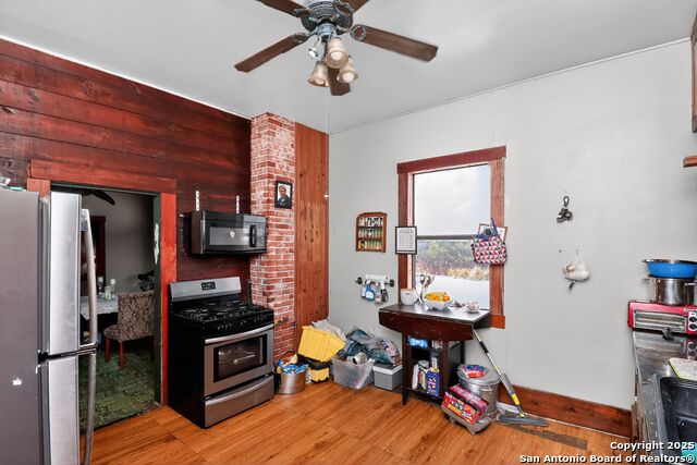 Image 3 of 20 For 1440 School