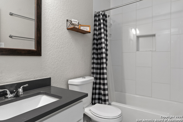 Image 20 of 31 For 11323 Begonia Rock