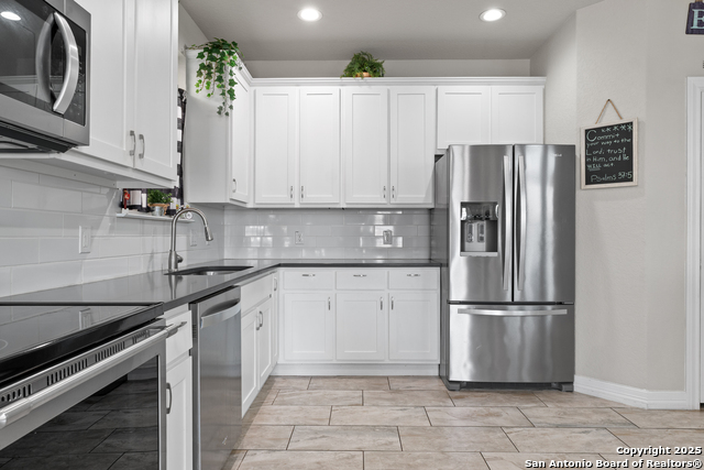 Image 9 of 31 For 11323 Begonia Rock