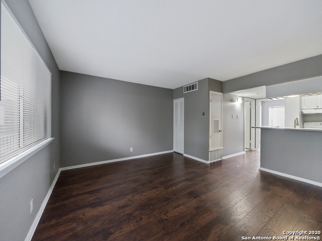 Image 13 of 29 For 1045 Shook Ave  134