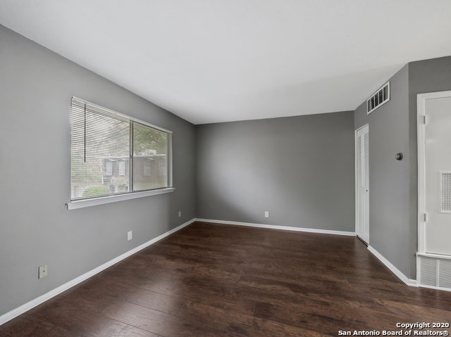 Image 17 of 29 For 1045 Shook Ave  134