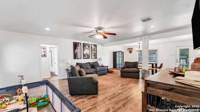 Image 13 of 45 For 404 Reiley  