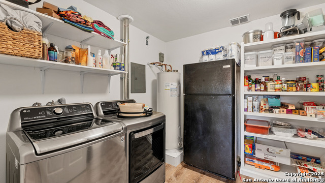 Image 15 of 45 For 404 Reiley  