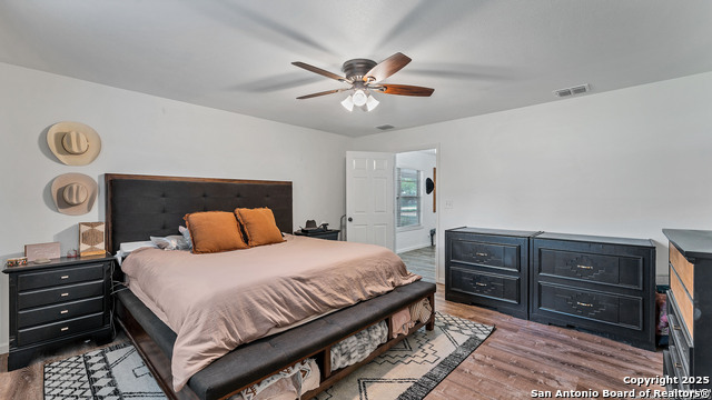 Image 9 of 45 For 404 Reiley  