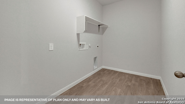 Image 21 of 46 For 141 Raymondville Path