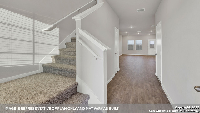 Image 4 of 46 For 141 Raymondville Path