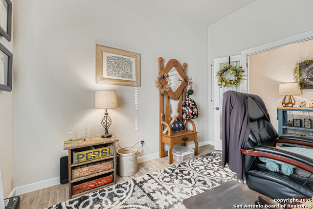 Image 11 of 29 For 1100 River Wood