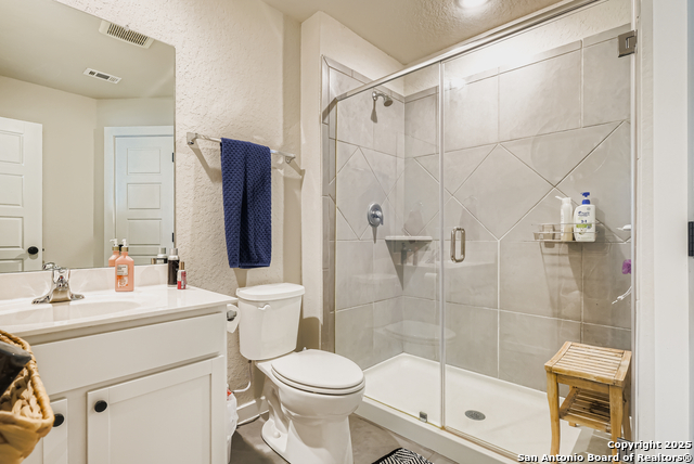 Image 18 of 29 For 1100 River Wood