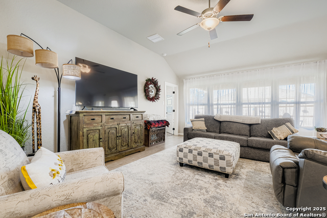 Image 6 of 29 For 1100 River Wood