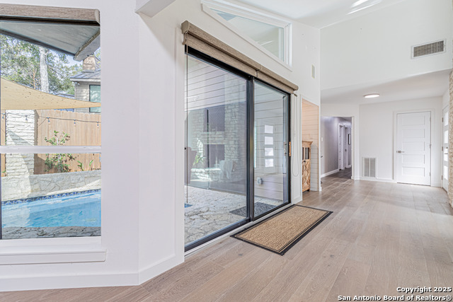 Image 18 of 52 For 1106 River Vista W