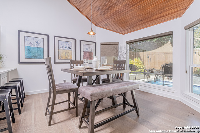 Image 19 of 52 For 1106 River Vista W