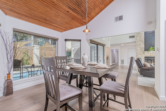 Image 28 of 52 For 1106 River Vista W