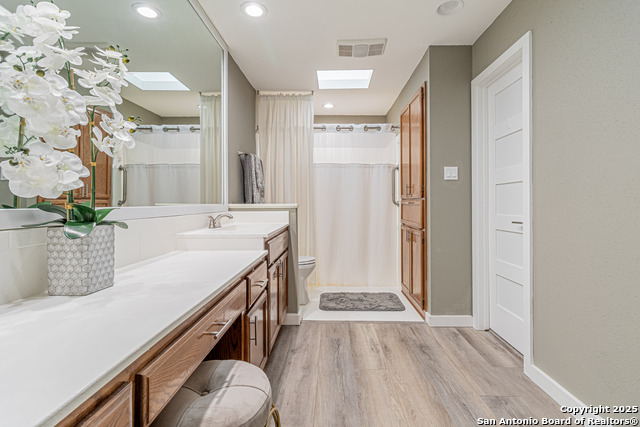 Image 37 of 52 For 1106 River Vista W