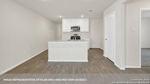 Image 8 of 24 For 750 Jennifer Way