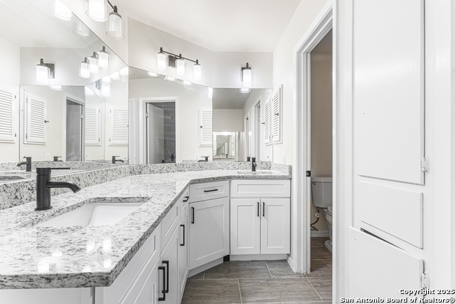 Image 21 of 25 For 5914 Forest Mill