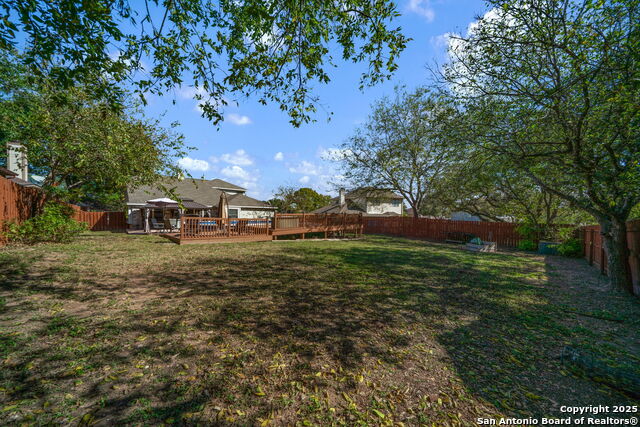 Listing photo id 28 for 7515 Forest Edge