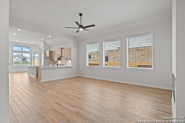 Image 3 of 25 For 2122 Shepards Street