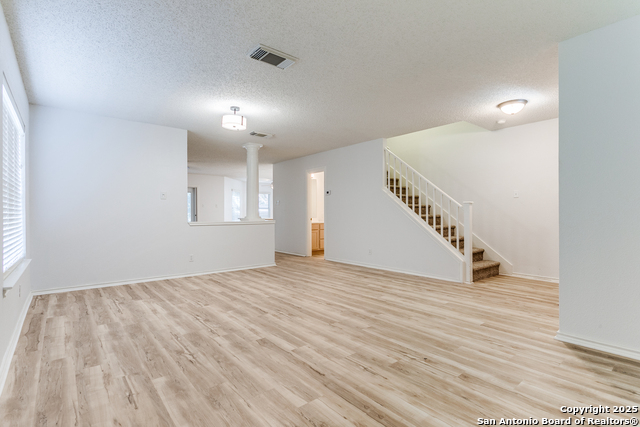 Image 11 of 31 For 2814 Redrock Trl