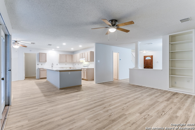 Image 13 of 31 For 2814 Redrock Trl