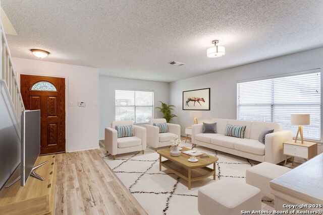 Image 5 of 31 For 2814 Redrock Trl