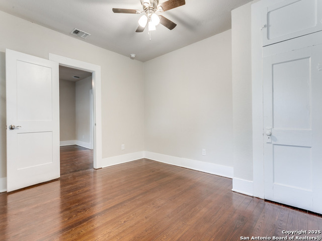 Image 6 of 25 For 1035 Elsmere W