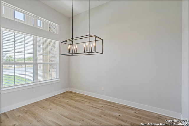 Image 7 of 15 For 274 Lawrence Drive