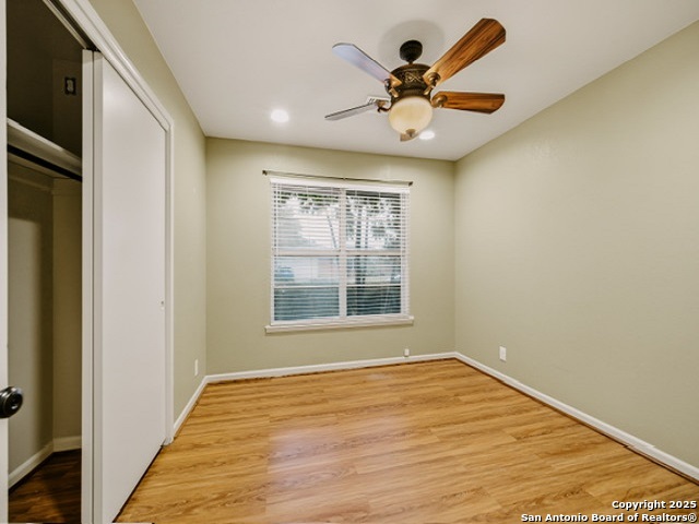 Listing photo id 16 for 4313 Driftwood Pl