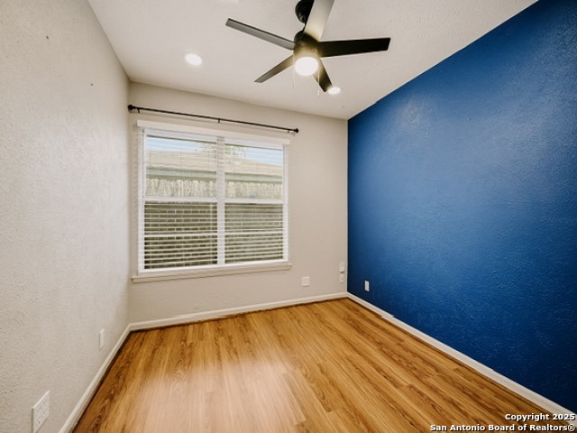 Listing photo id 17 for 4313 Driftwood Pl