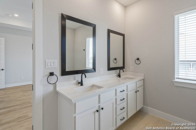 Image 10 of 17 For 290 Lawrence Drive