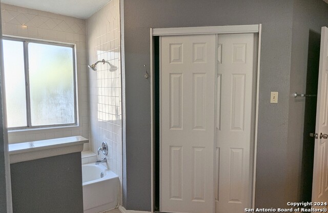 Image 25 of 39 For 5758 Spring Moon