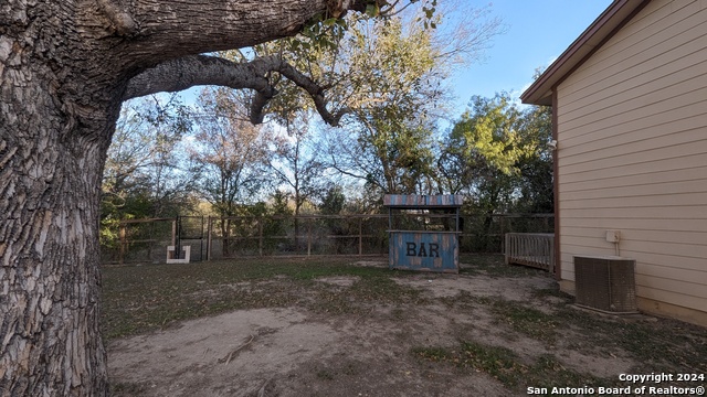 Image 37 of 39 For 5758 Spring Moon