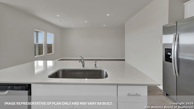 Image 17 of 46 For 109 Morning Side Grove