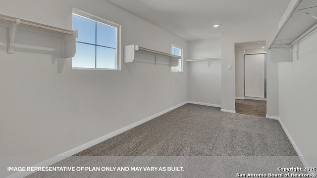 Image 33 of 46 For 109 Morning Side Grove