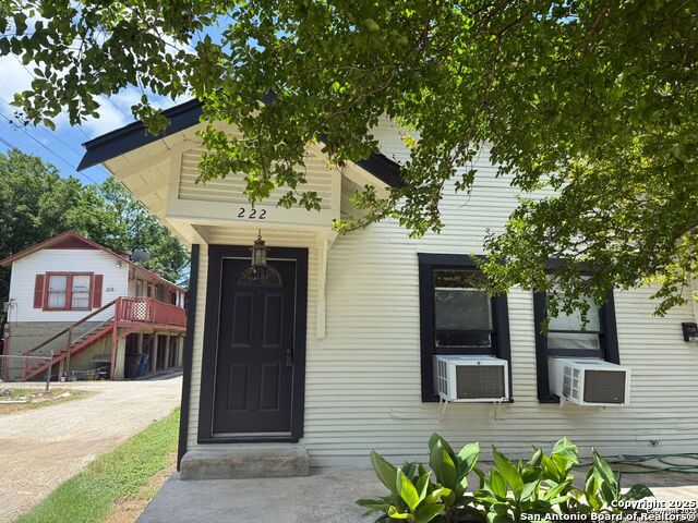 Details for 222 Lowell  , San Antonio, TX 78210
