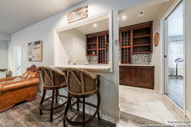 Image 19 of 45 For 8738 Garden Ridge