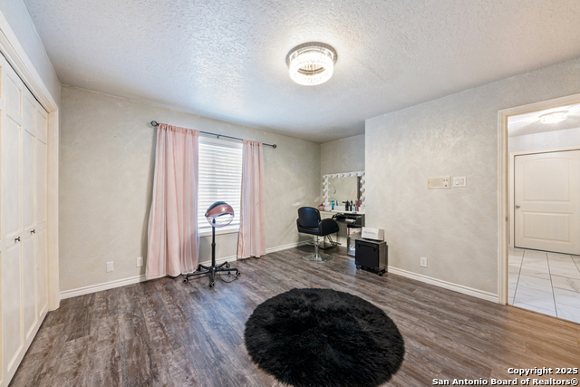 Image 30 of 45 For 8738 Garden Ridge