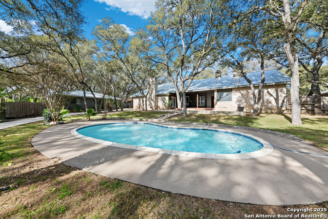 Image 33 of 45 For 8738 Garden Ridge