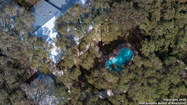 Image 35 of 45 For 8738 Garden Ridge