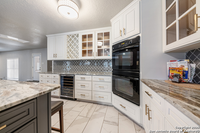 Image 9 of 45 For 8738 Garden Ridge