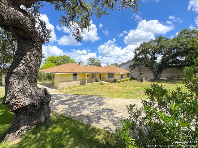 Image 3 of 41 For 116 Crestview